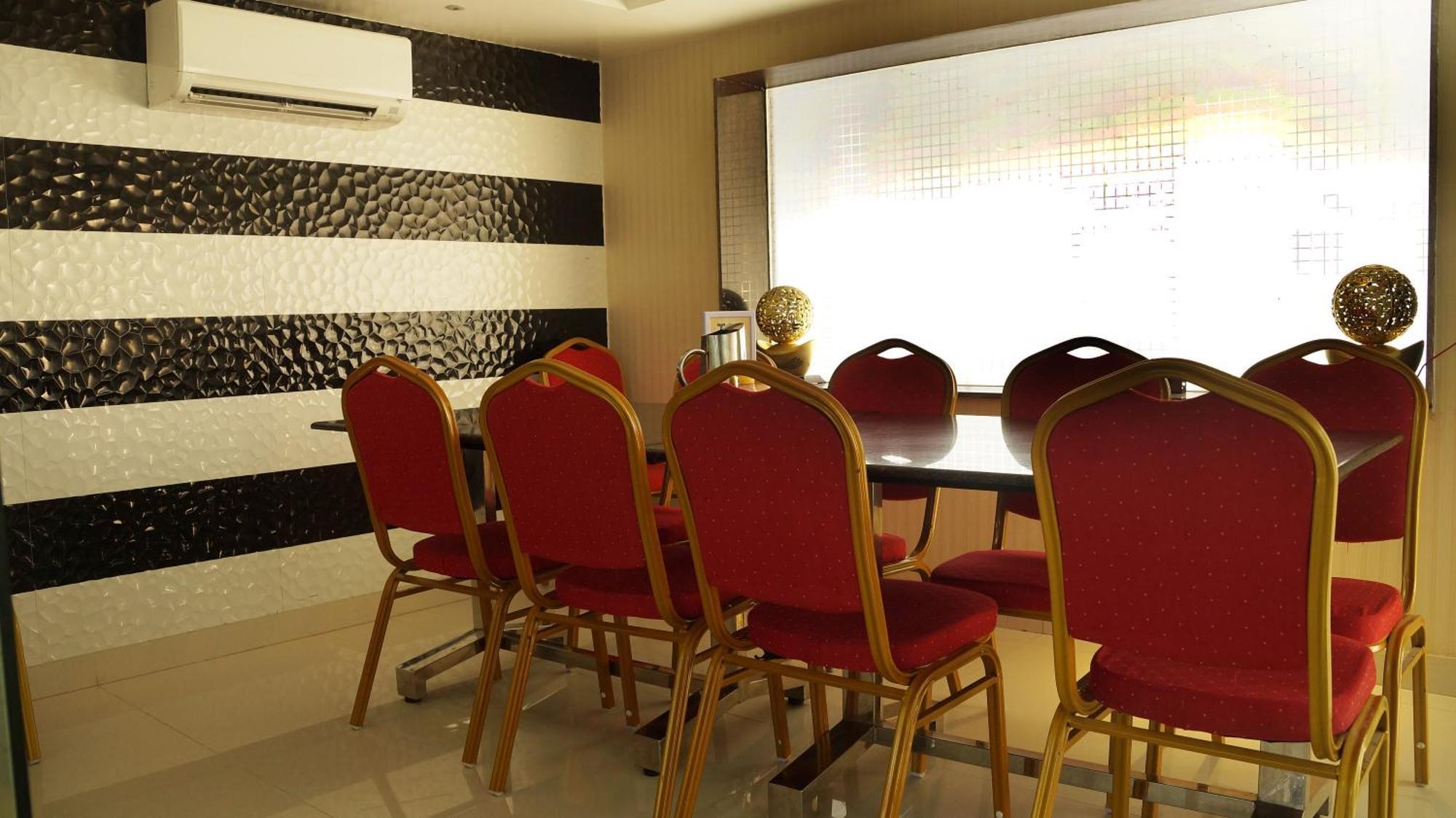 Kani Residency Hotel Tuticorin Exterior photo
