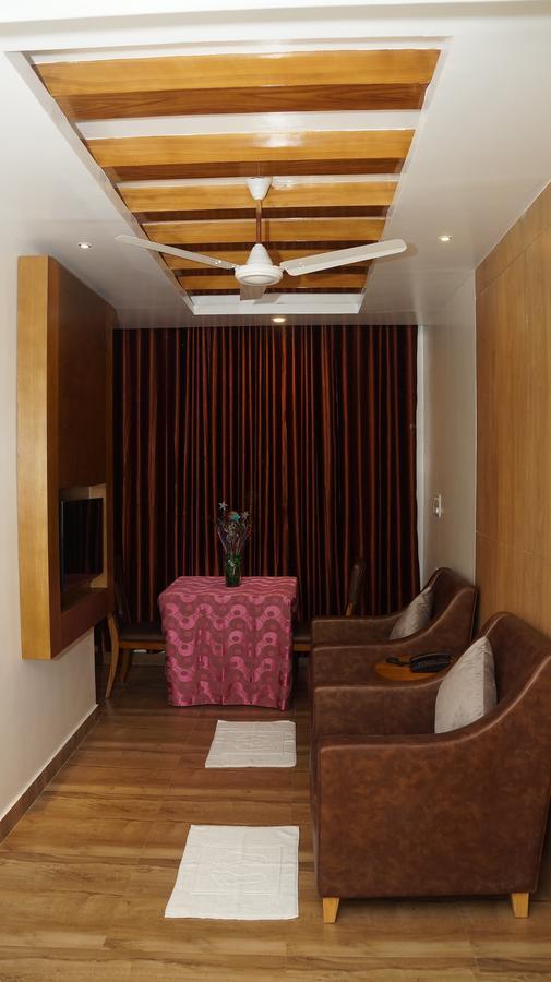 Kani Residency Hotel Tuticorin Exterior photo