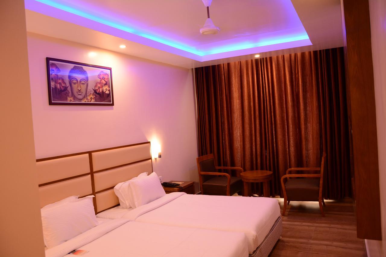 Kani Residency Hotel Tuticorin Exterior photo
